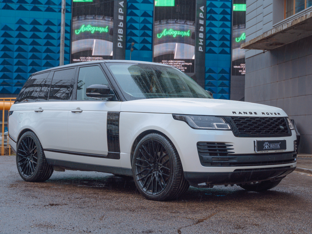 UC8230, IRISTEK PPF Colors Diamond White Gold — Range Rover